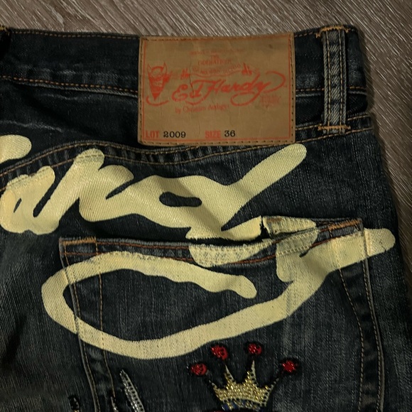 Vintage Ed Hardy Washed Denim Baggy Jeans Big Logo Back Rare Y2K rhinestone - Picture 6 of 6